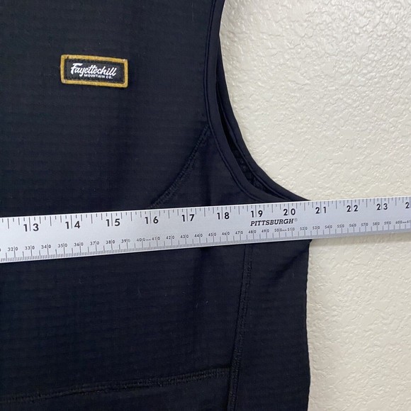 Fayettchill Vest Mens Size XL Front Zip Black Waffle Knit Polartec Lightweight - Picture 5 of 8